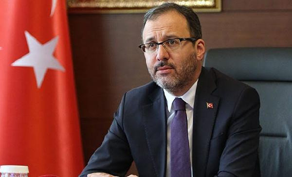 Yılmaz Vural ve 3 futbolcu dahil 12 isimde koronavirüs çıktı - Resim: 1