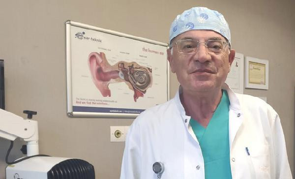 Prof. Dr. Arif Şanlı yeni korona belirtisi açıkladı! Kana karışıyor beyni etkiliyor - Resim: 1