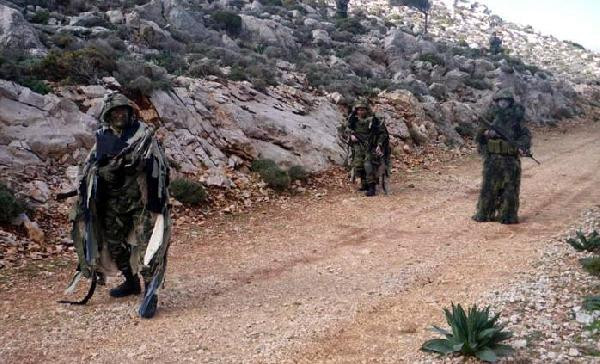 Kardak'ta gerginlik; Türk sularına girmeye çalıştılar - Resim: 4