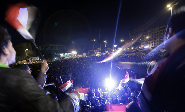 Mısır'da yüzbinler ayağa kalktı - Resim: 2