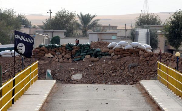 İşte en tehlikeli mevzideki IŞİD'liler - Resim: 2