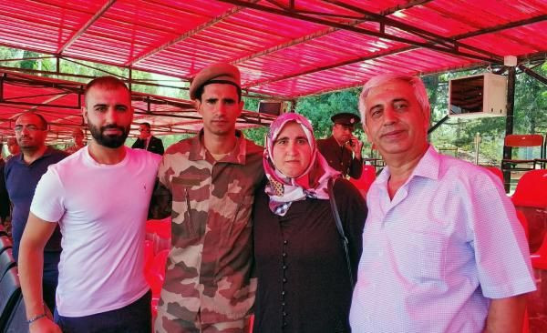 Alper Potuk'un tezkere sevinci! Asker hali olay - Resim: 2