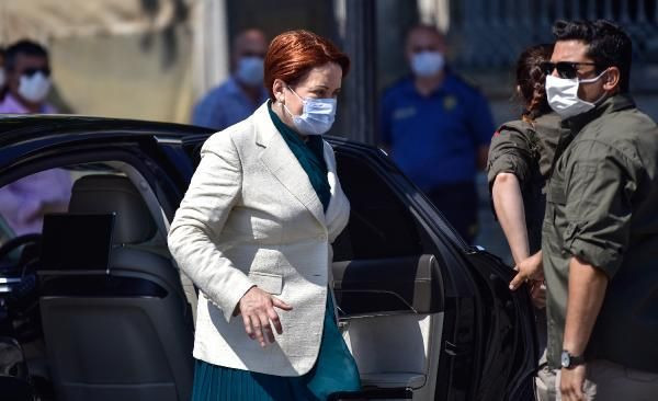 İYİ Parti Genel Başkanı Akşener Ayasofya-i Kebir Cami-i Şerifi'ni ziyaret etti - Resim: 3