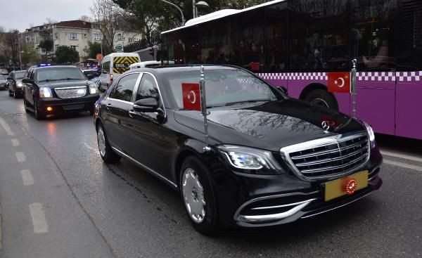 Cumhurbaşkanı Erdoğan, anne ve babasının mezarlarını ziyaret etti - Resim: 2