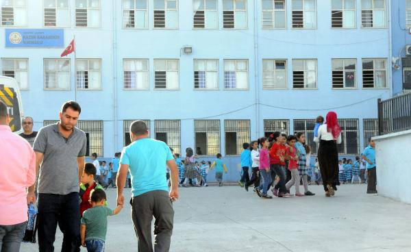 Pes artık! Öğrencinin çantasından çıkan şoke etti - Resim: 3