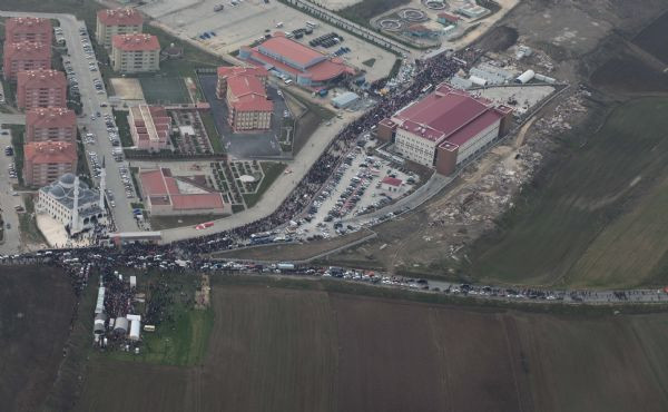 Silivri izdihamı havadan görüntülendi! - Resim: 3