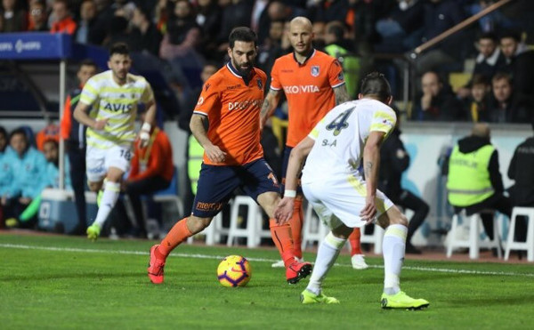 İspanyollar duyurdu! Arda Turan Real Zaragoza'ya imza atıyor - Resim: 1