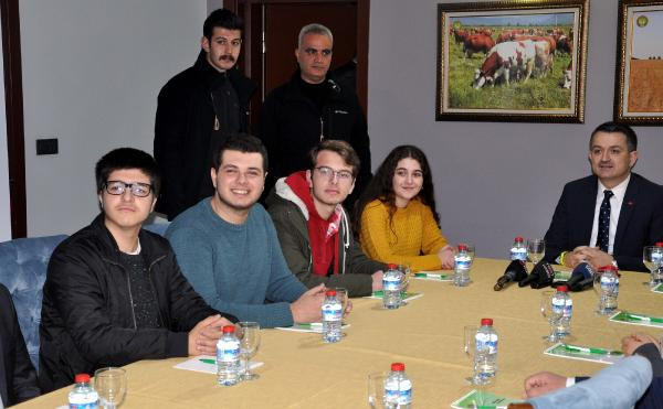 Erdoğan ile görüşen öğrenciler o anları anlattı! - Resim: 1