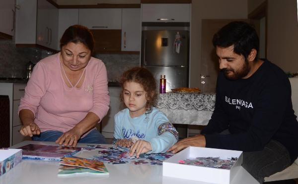 Cumhurbaşkanı Erdoğan ile görüştü, Ukrayna'ya kaçırılan kızına kavuştu - Resim: 0