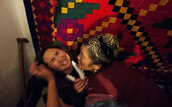 Dünyanın en tuhaf geleneği! Kız kaçırmak serbest! - Resim: 3