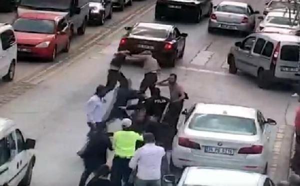 Arkadaşını kalbinden bıçaklayarak öldürdü! 'Takdiri ilahi, ben vurmadım' dedi - Resim: 2