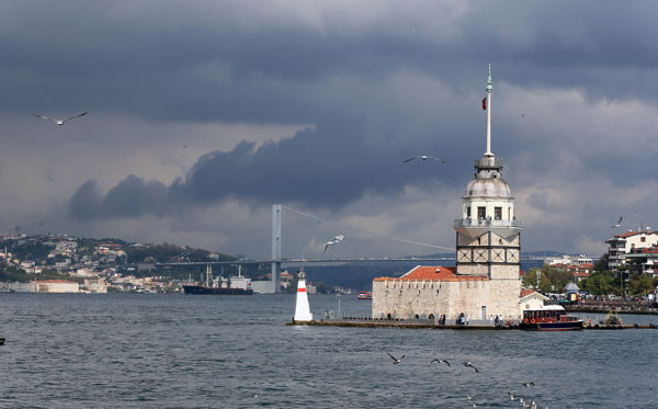 İstanbul'u kara bulutlar bastı! Saatlik hava durumu  - Resim: 3