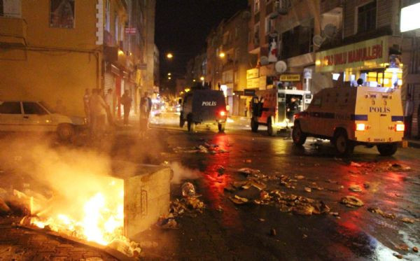 Beyoğlu'nda hareketli saatler - Resim: 1