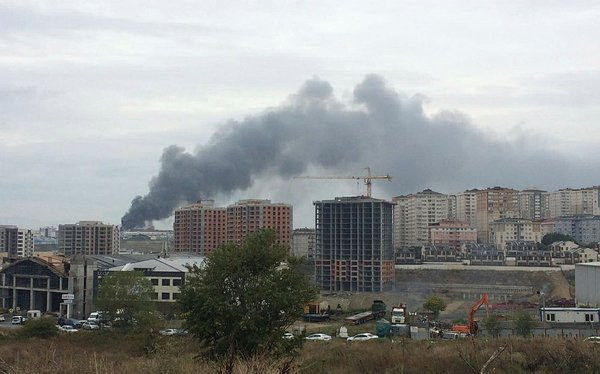 İstanbul'da büyük fabrika yangını! Müdahale ediliyor... - Resim: 4