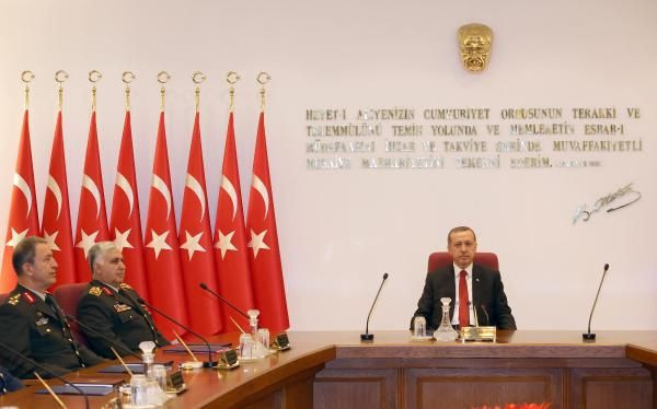 YAŞ Başbakan Erdoğan başkanlığında toplandı - Resim: 2