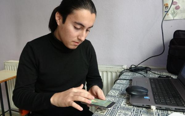 Apple'ın bir açığını daha buldu! Ünlülerin hesaplarına girip fotoğraflarına ulaştı - Resim: 0