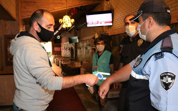 Sultanbeyli İlçe Salgın Denetim Merkezi Ekipleri koronavirüs denetimlerine devam ediyor - Resim: 0