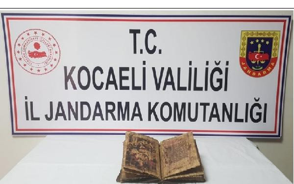 Kocaeli'de torpidoya gizlenmişti aramada bulundu! Deri üzerine yazılmış - Resim: 0