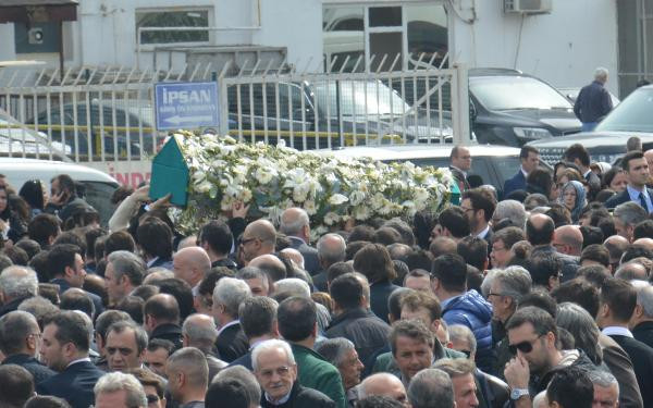 Jette ölen Zeynep'e veda! Annesi sinir krizi geçirdi - Resim: 3