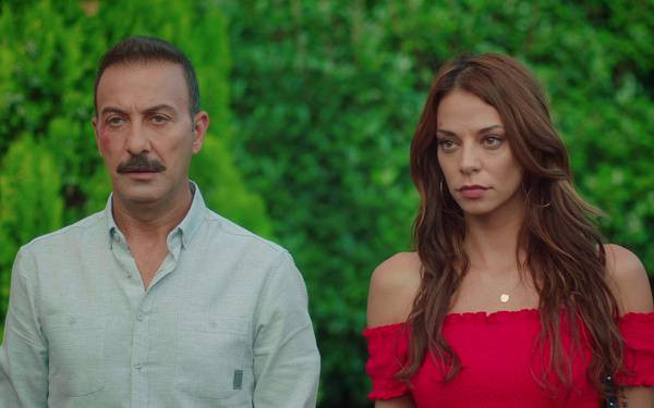 Koca Koca Yalanlar 5. bölüm fragmanı Sude ve Ahmet evlenecek mi? - Resim: 1