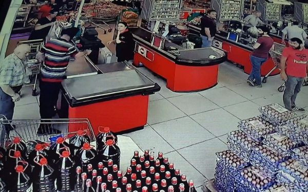 Karabük'te markete soygun girişiminde bulunan kişi tutuklandı - Resim: 2