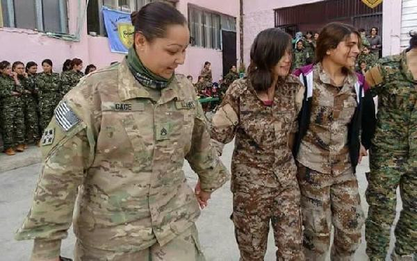 Menbiç'te PKK-ABD halayı! Halay başı da... - Resim: 1