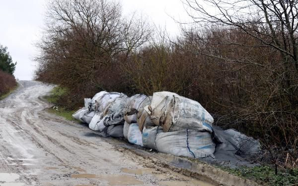 Tekirdağ'da 29 çuval kimyasal atık çevreye atıldı iddiası - Resim: 2