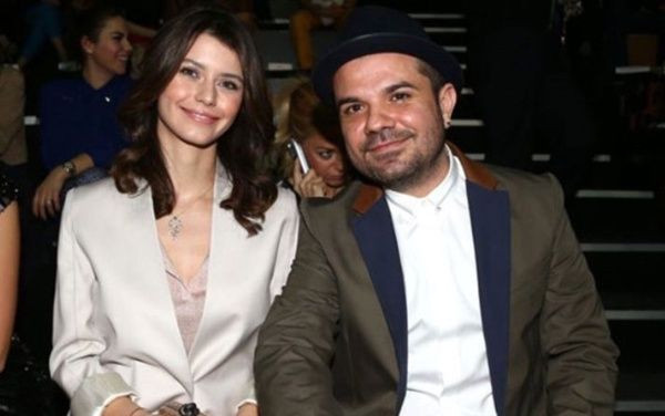 Beren Saat 'Asla sevmeyin' diyerek paylaştı! Kenan Doğulu'ya olay gönderme - Resim: 3