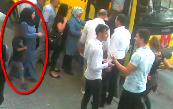 Otobüslerde yankesicilik yapan çocuk kameraya yakalandı! - Resim: 3