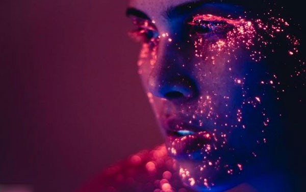 Geleceğin insan yüzleri ve makyajları - Resim: 4