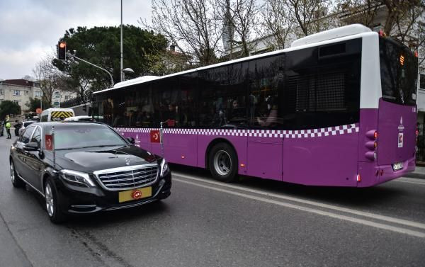 Cumhurbaşkanı Erdoğan, anne ve babasının mezarlarını ziyaret etti - Resim: 4