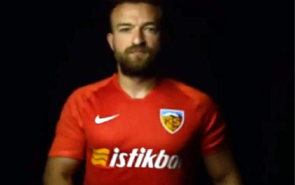 Kayserispor Başkanı Berna Gözbaşı'nın ailesine locada saldırı - Resim: 2