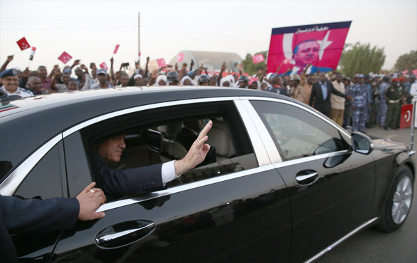 Sudan'da Cumhurbaşkanı Erdoğan'a sevgi seli! - Resim: 3