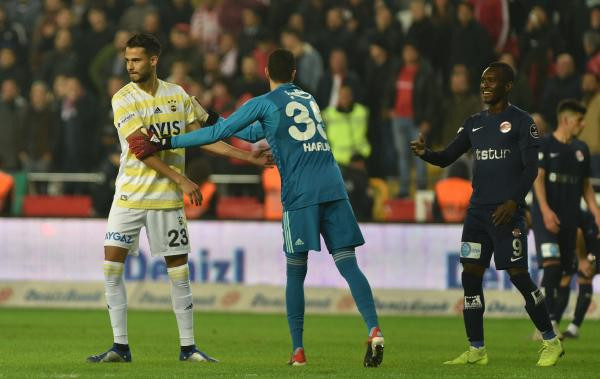 Hezimet sonrası şok sözler: Fenerbahçe bu haliyle küme düşer - Resim: 4