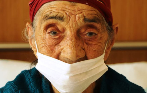 Doktorları kötü olmasını bekliyordu! O koronavirüsü yendi - Resim: 0