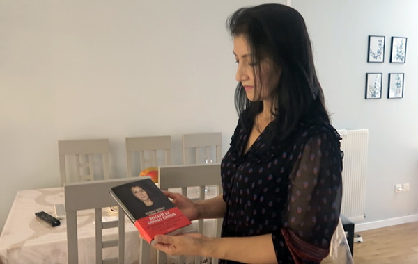 11 saat psikolojik şiddet! Uygur yazar kabusu yaşadı: İstismar edildi - Resim: 0