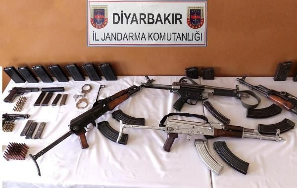 Diyarbakır'da PKK'nın gömülü silah deposu bulundu - Resim: 3