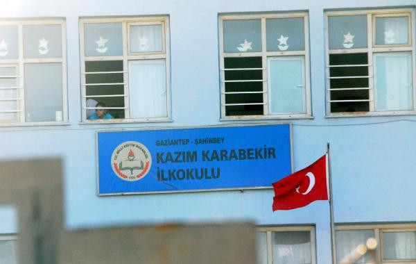 Pes artık! Öğrencinin çantasından çıkan şoke etti - Resim: 1