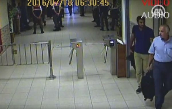 Adil Öksüz'ün yeğeni telefona takıldı! İtirafları bomba - Resim: 2