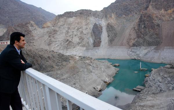 Yer Artvin! Yağmur yağmayınca baraj kurudu köy ortaya çıktı - Resim: 3