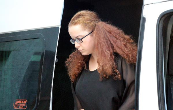 Oğlunu kablo ile boğmuştu: Mahkemeye bu şekilde geldi! - Resim: 2