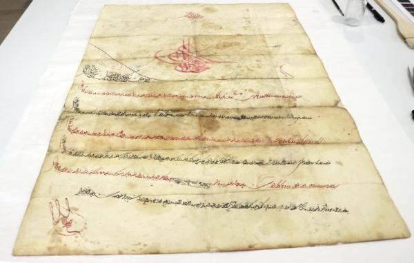 Gaziantep'te tesadüfen padişah fermanı bulundu! Mikroskopla incelendi - Resim: 1