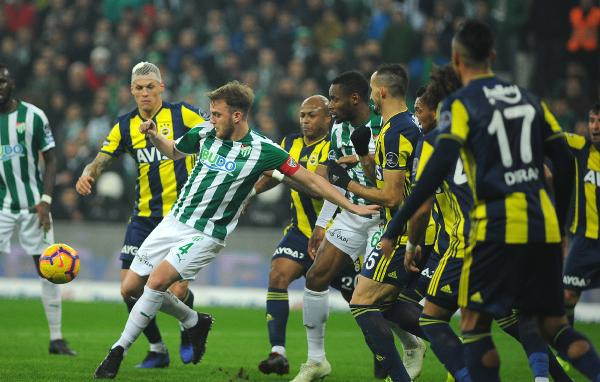 Fenerbahçelileri çıldırtan pozisyon! Valbuena'ya faul var mı yok mu? - Resim: 1