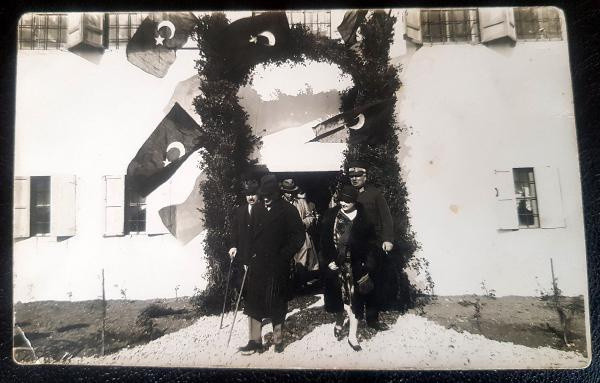 Atatürk'ün hiçbir yerde yayınlanmamış fotoğrafı Antalya'da ortaya çıktı - Resim: 1