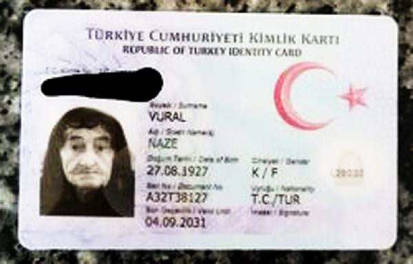 Elazığ'da 30 torunu olan 94 yaşındaki kadın covid-19'u yendi! Tek tavsiyede bulundu - Resim: 0