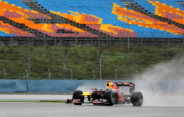 F1'de paramparça antrenman - Resim: 1