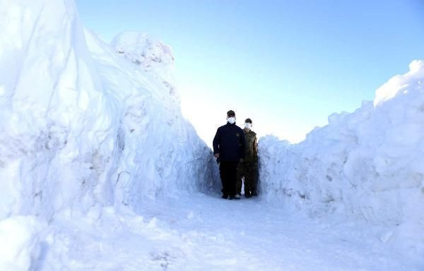 Bakan Hulusi Akar TSK komuta kademesiyle “sıfır noktasında” - Resim: 4