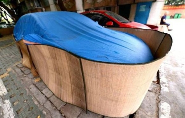 Patronu öpmeden işe başlamak yok! - Resim: 4