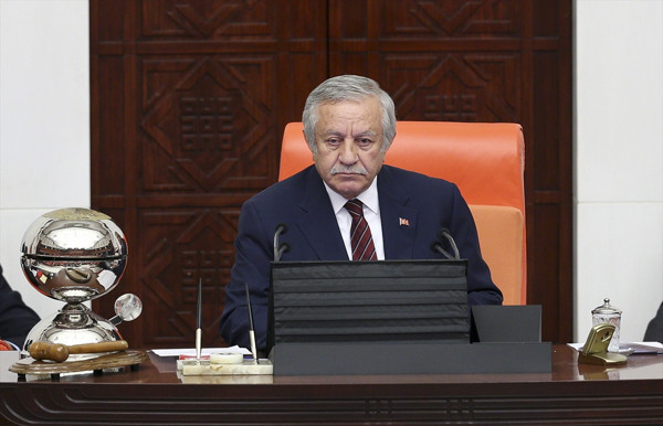 TBMM Başkanvekili Mithat Sancar hastaneye kaldırıldı - Resim: 0