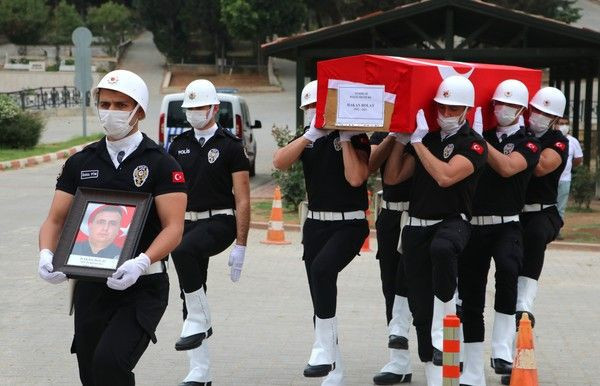 Adana'da gözyaşları sel oldu acı detay ortaya çıktı! Meğer 10 yıl önce... - Resim: 3